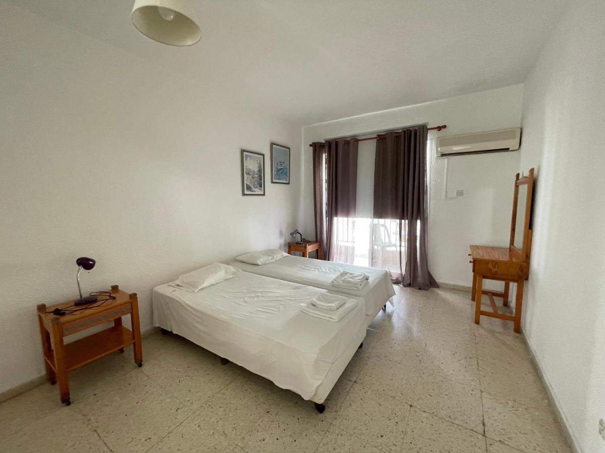 Dream Studio270M From The Beach Pafos Exterior foto
