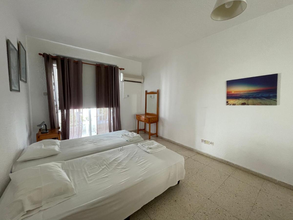 Dream Studio270M From The Beach Pafos Exterior foto